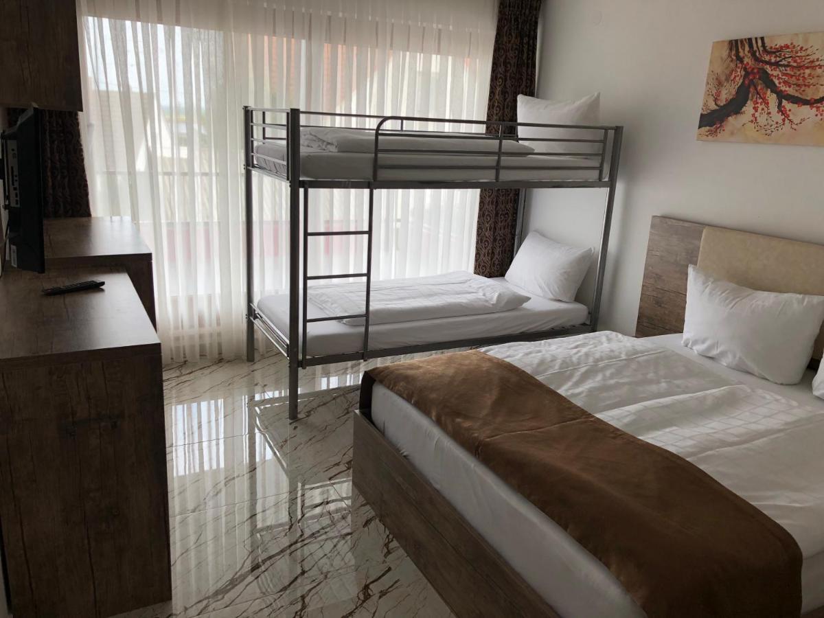 Ec Hotel 埃尔欣根 外观 照片