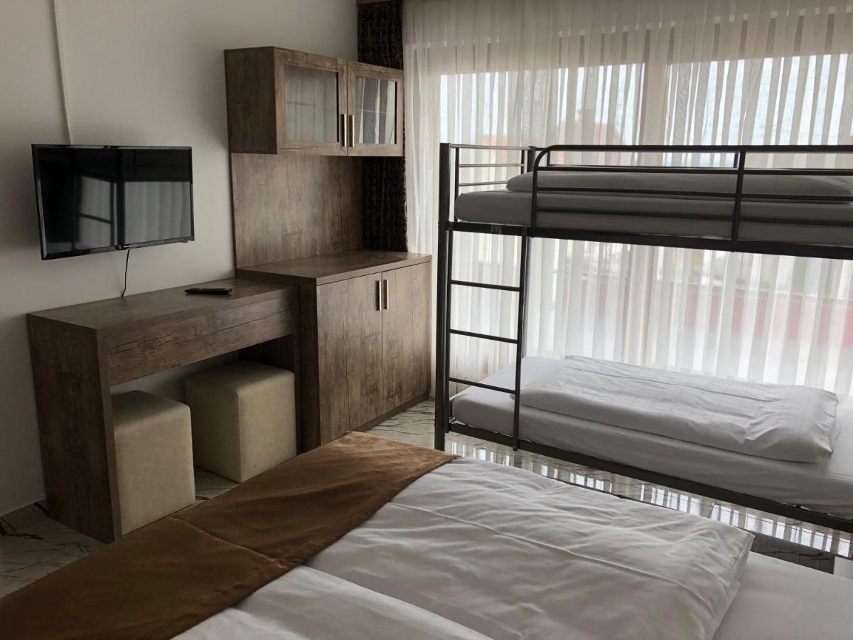 Ec Hotel 埃尔欣根 外观 照片