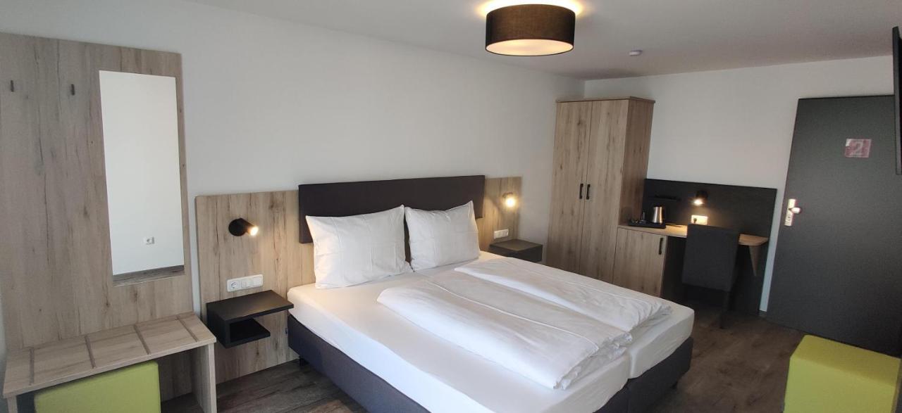 Ec Hotel 埃尔欣根 外观 照片